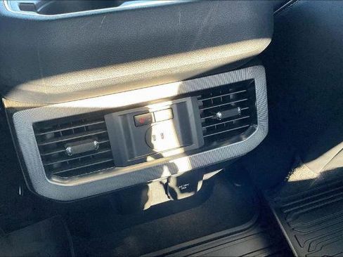 Certified 2024 Ford F250 Platinum w/ FX4 Off-Road Package image 11