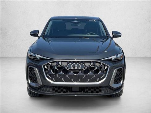 Used 2025 Audi Q5 Premium w/ Convenience Package AWD/4WD image 2