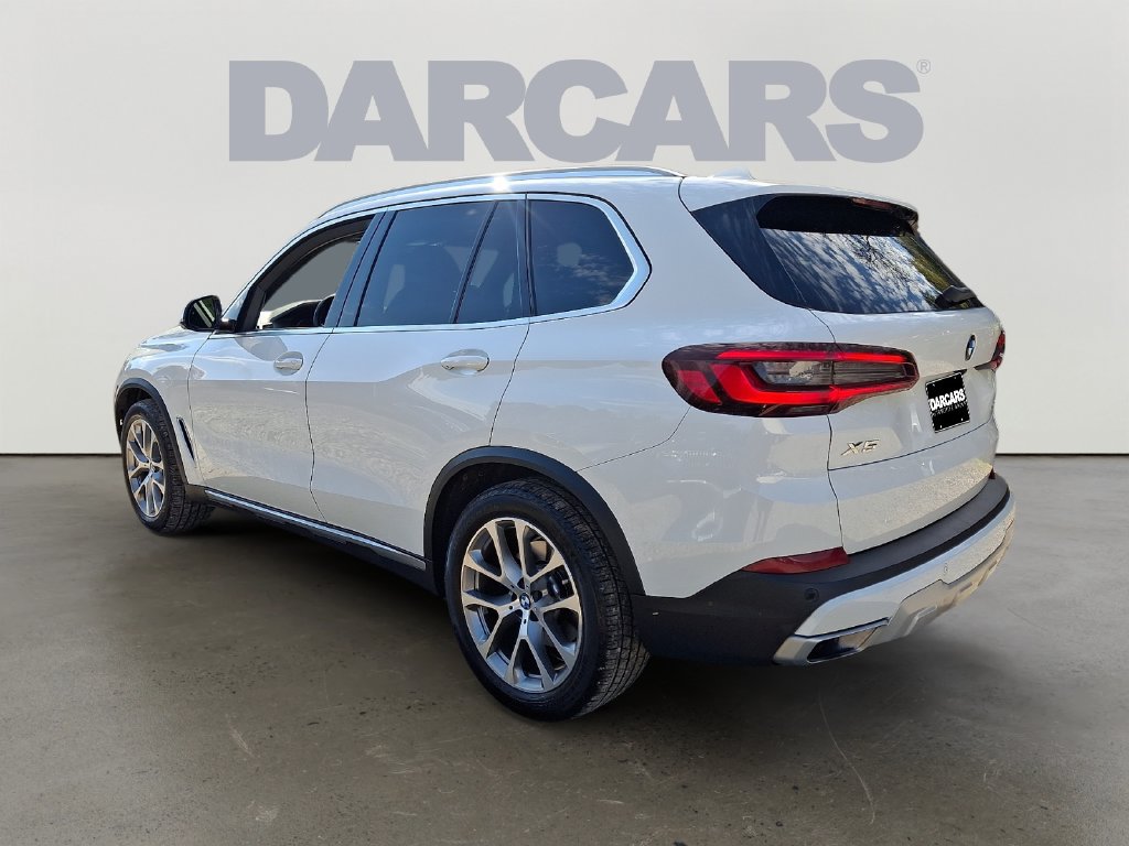 Used 2021 BMW X5 xDrive40i w/ Premium Package AWD/4WD image 4