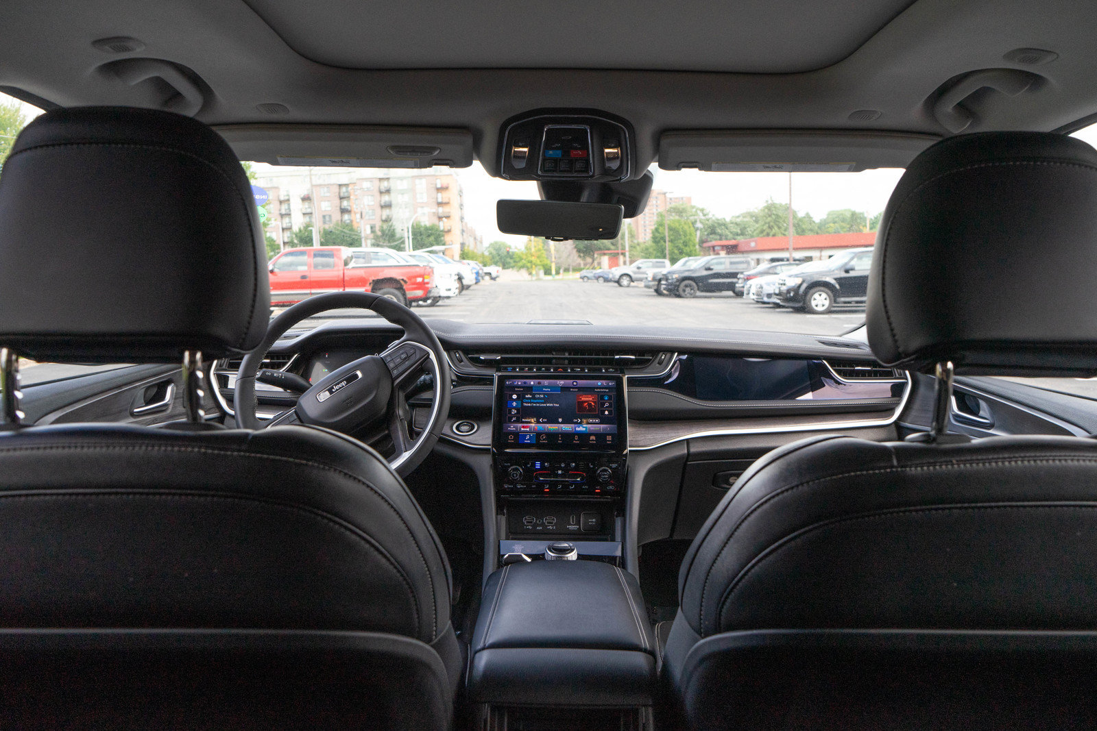 Used 2023 Jeep Grand Cherokee 4WD 4xe w/ Luxury Tech Group II image 14