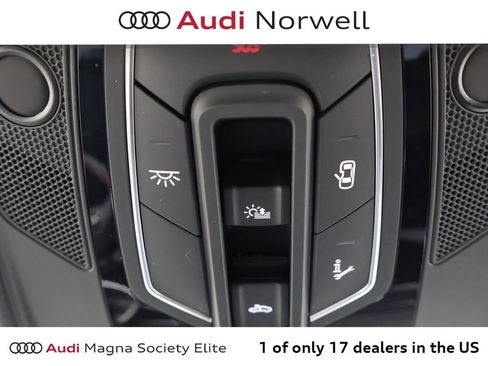 Certified 2025 Audi RS Q8 performance AWD/4WD image 11