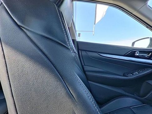 Used 2023 Nissan Maxima SV w/ Floor Mat Group image 29