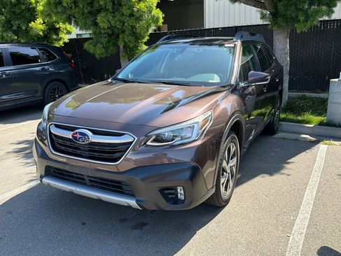 Used 2021 Subaru Outback Limited AWD/4WD image 2