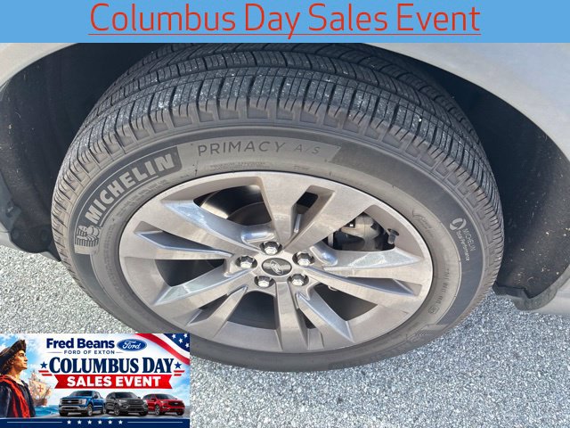 Used 2022 Ford Explorer XLT w/ Equipment Group 202A AWD/4WD image 8