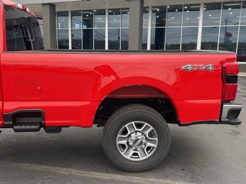 Used 2024 Ford F350 Lariat w/ Lariat Ultimate Package image 3