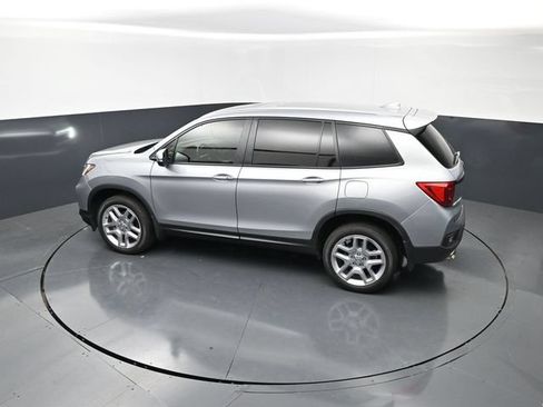 Used 2024 Honda Passport EX-L image 16