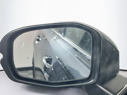 Used 2024 Honda CR-V EX image 16
