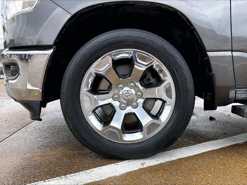 Used 2019 RAM 1500 Big Horn image 8