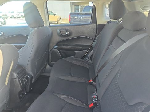Used 2019 Jeep Compass Sport image 15