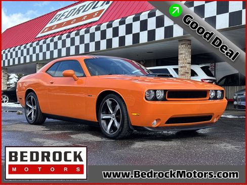 Used 2014 Dodge Challenger R/T image 1