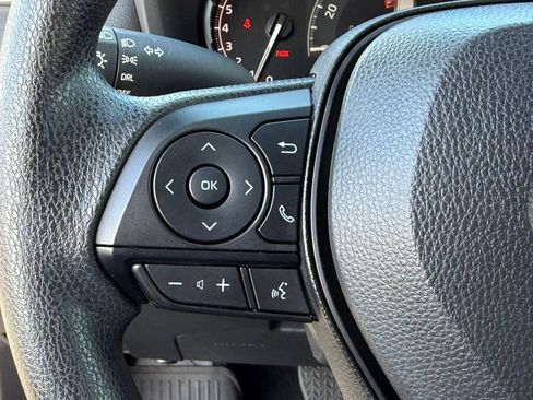 Certified 2025 Toyota RAV4 LE FWD image 22