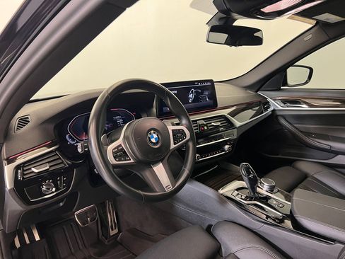 Certified 2023 BMW 530i w/ M Sport Package image 4
