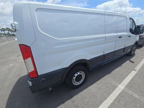 Used 2020 Ford Transit 250 Low Roof image 4