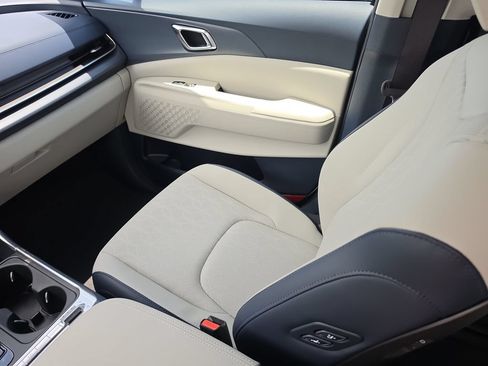 New 2026 Kia Carnival SX FWD image 16