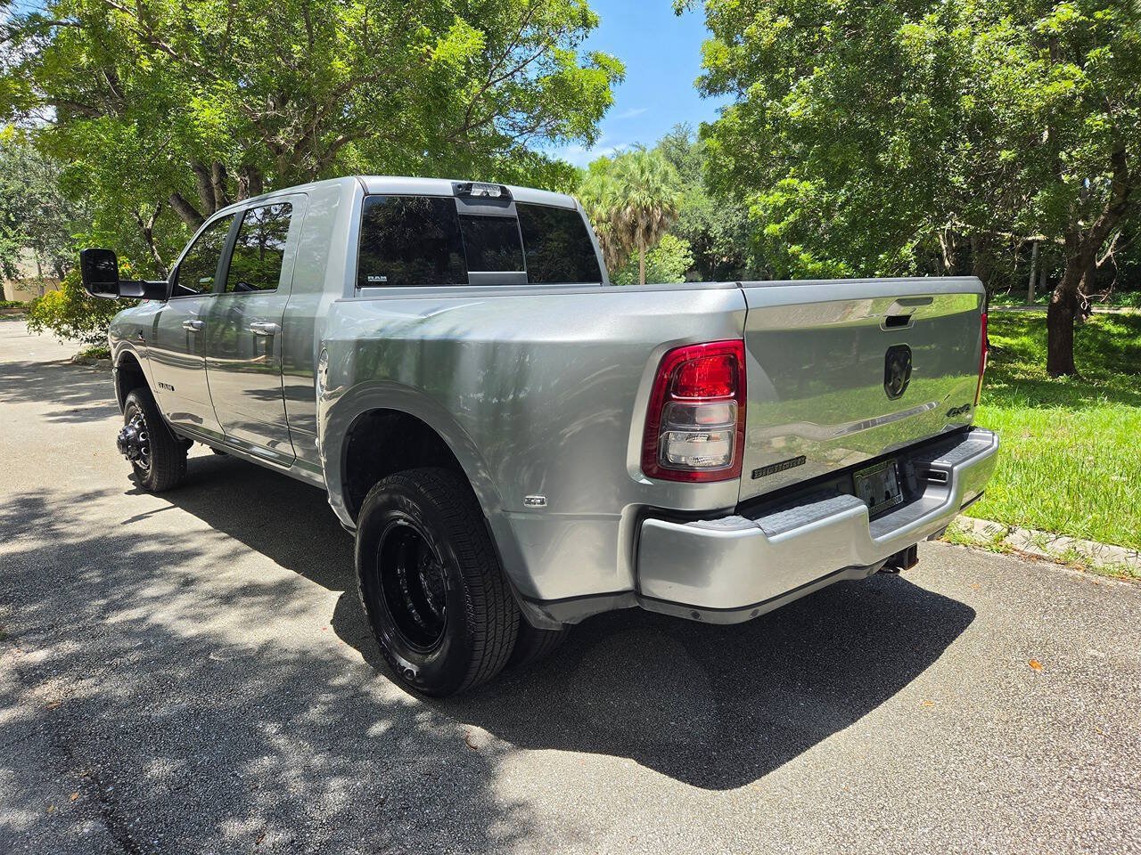 Used 2022 RAM 3500 Big Horn w/ Max Tow Package AWD/4WD image 5