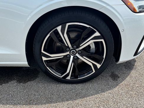 Certified 2024 Volvo S60 B5 Plus w/ Climate Package AWD/4WD image 33