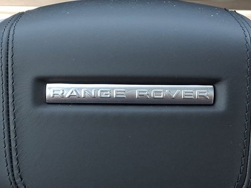 New 2026 Land Rover Range Rover Velar S AWD/4WD image 20