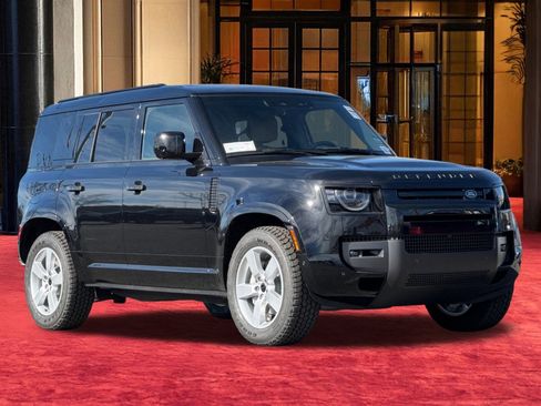 New 2026 Land Rover Defender 110 X-Dynamic SE image 8