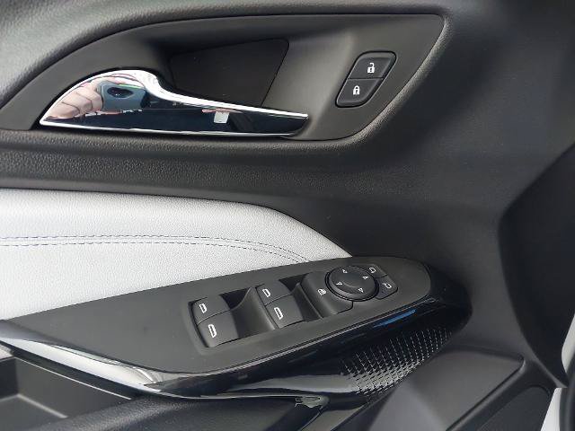 New 2026 Chevrolet Trax LT w/ Driver Confidence Package FWD image 25