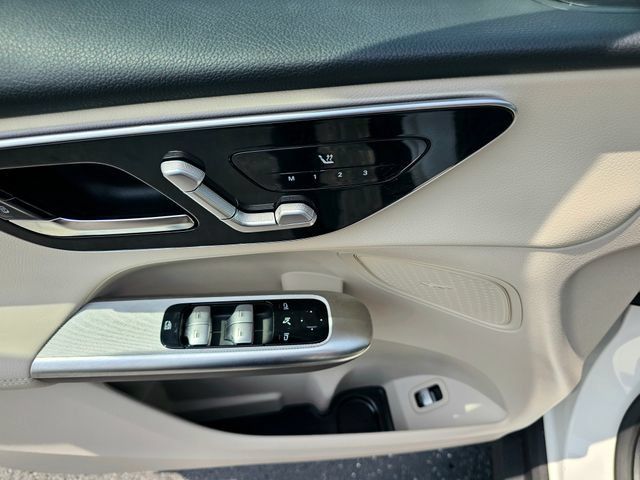 Certified 2026 Mercedes-Benz GLC 300 4MATIC image 23