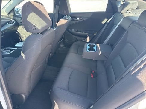 Used 2024 Chevrolet Malibu LT image 29