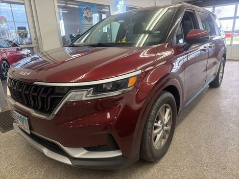 Certified 2024 Kia Carnival LX image 13