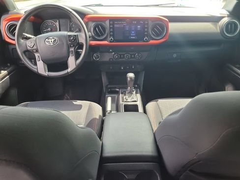 Used 2020 Toyota Tacoma TRD Sport RWD image 14