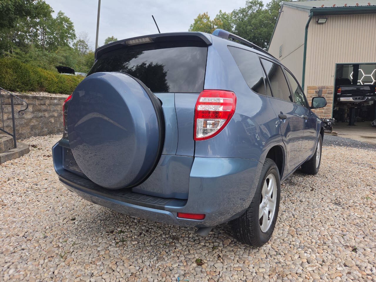 Used 2012 Toyota RAV4 FWD w/ Value Pkg image 5
