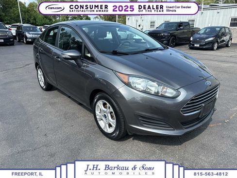 Used 2016 Ford Fiesta SE w/ Cold Weather Package FWD image 1