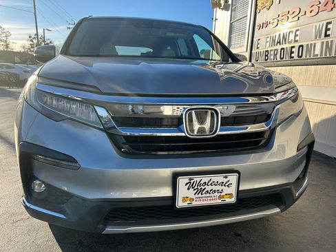 Used 2020 Honda Pilot Touring image 3