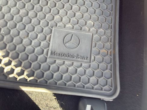 Used 2019 Mercedes-Benz GLA 250 4MATIC image 22