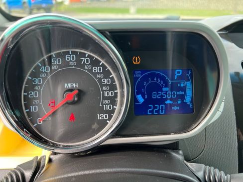 Used 2014 Chevrolet Spark LT image 31