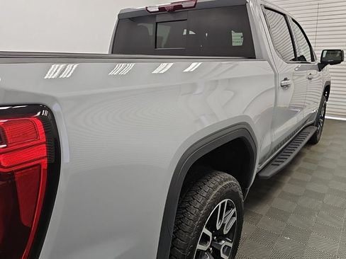 Certified 2025 GMC Sierra 1500 AT4 w/ AT4 Premium Package AWD/4WD image 10