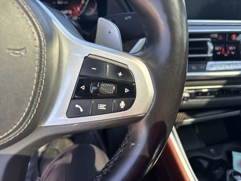 Used 2021 BMW X6 M50i w/ Executive Package image 19