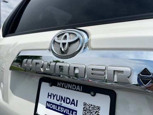 Used 2023 Toyota 4Runner Limited AWD/4WD image 8