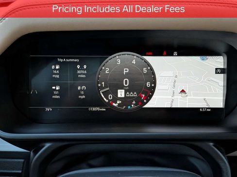 Used 2025 Land Rover Defender 110 X-Dynamic SE AWD/4WD image 29