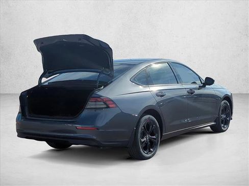 New 2025 Honda Accord SE image 2