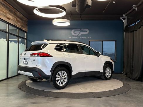 Used 2022 Toyota Corolla Cross LE w/ Black Badges Package (TMS) image 3