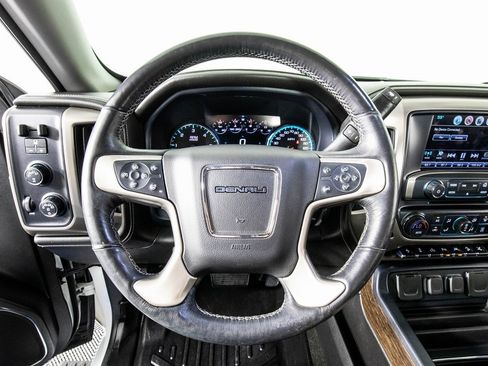 Used 2018 GMC Sierra 1500 Denali w/ Denali Ultimate Package image 14