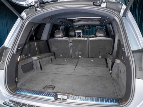 New 2026 Mercedes-Benz GLS 580 4MATIC image 7