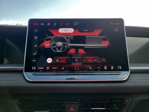 New 2026 Volkswagen Tiguan SE R-Line FWD image 18