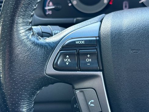 Used 2012 Honda Odyssey Touring image 26