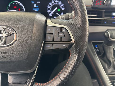 Certified 2023 Toyota Sienna XSE image 22