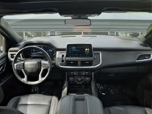 Used 2023 Chevrolet Tahoe Z71 w/ Luxury Package AWD/4WD image 14