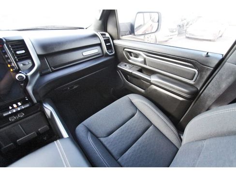 Used 2025 RAM 1500 Big Horn AWD/4WD image 11