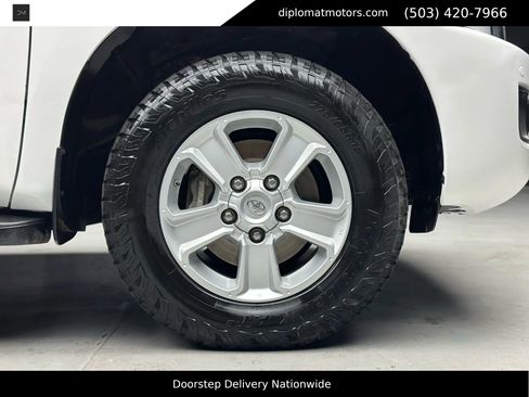 Used 2018 Toyota Sequoia TRD Sport image 44