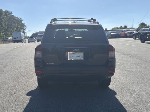 Used 2016 Jeep Compass Sport w/ Power Value Group FWD image 7