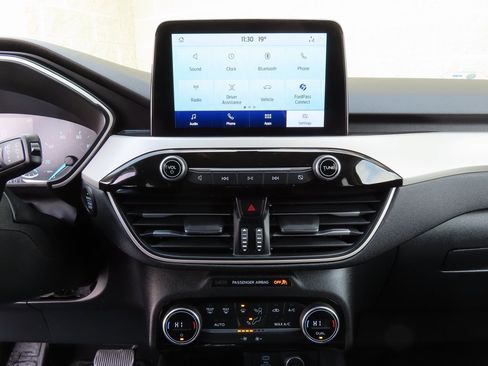 Used 2021 Ford Escape SE w/ Convenience Package image 16