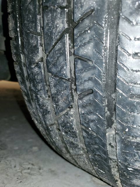 Used 2012 GMC Acadia SLE FWD image 29