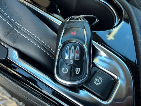 Used 2025 Buick Encore GX Preferred image 22